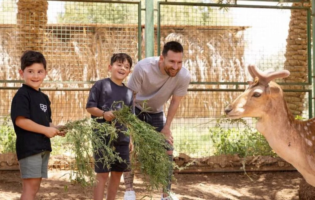 El álbum de fotos de Lionel Messi y Antonela Roccuzzo en Arabia Saudita