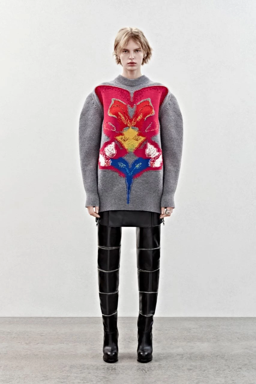 Alexander McQueen Pre-Fall 2023