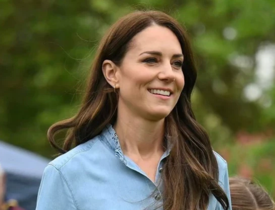Kate Middleton eligió un look con camisa de jean para terminar con las celebraciones de la Coronación 