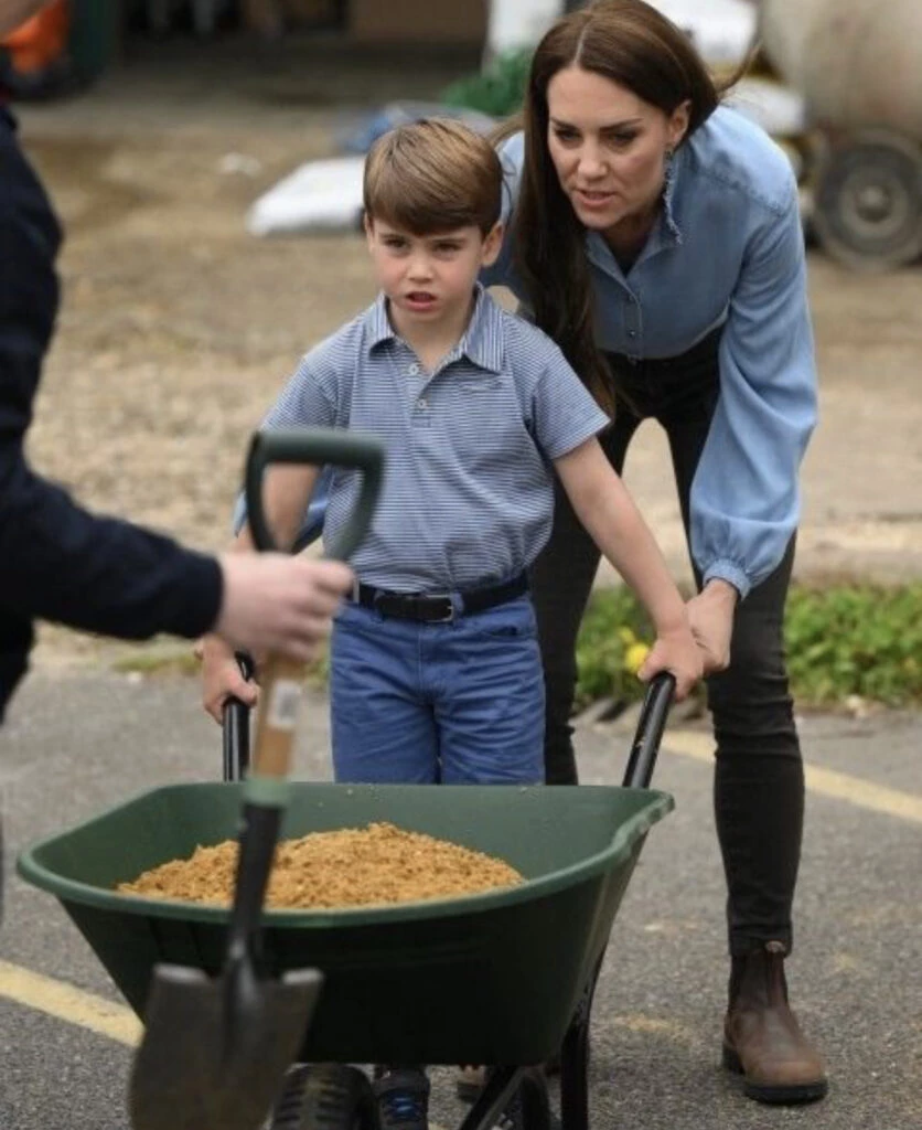 Kate Middleton eligió un look casual para celebrar el último día de Coronación. Foto: Instagram.