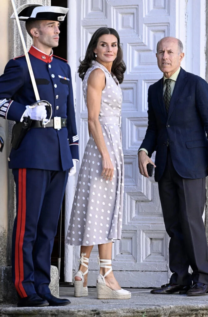 Letizia usa todos los veranos este tipo de zapatos. Foto: Instagram.