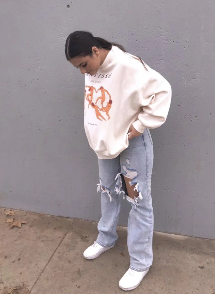 Los buzos oversize son furor este otoño 2023. Foto: Pinterest.