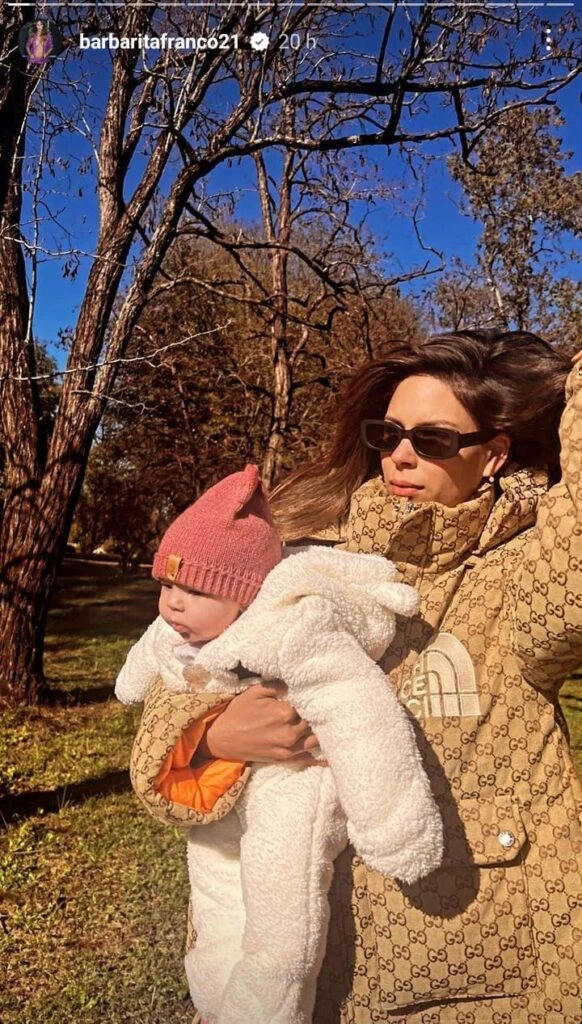 Los looks abrigados de Barby Franco y su hija Sarah