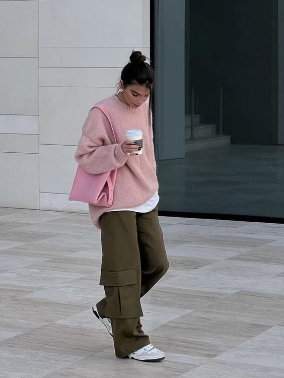 Los mejores looks con básicos para el fin de semana XXL cargo