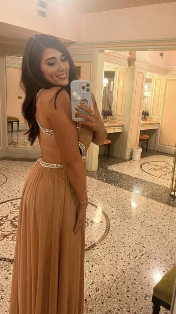 Mandinha Martínez eligió un look barbiecore chic. Foto: Instagram.