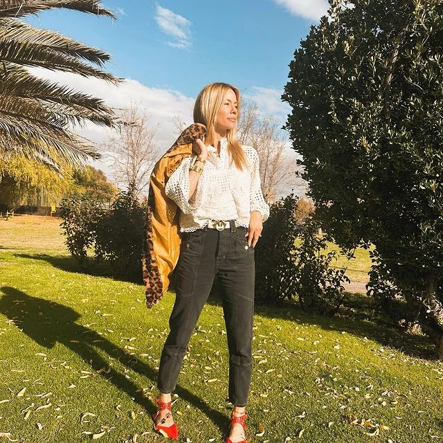 Nicole Neumann apuesta al animal print