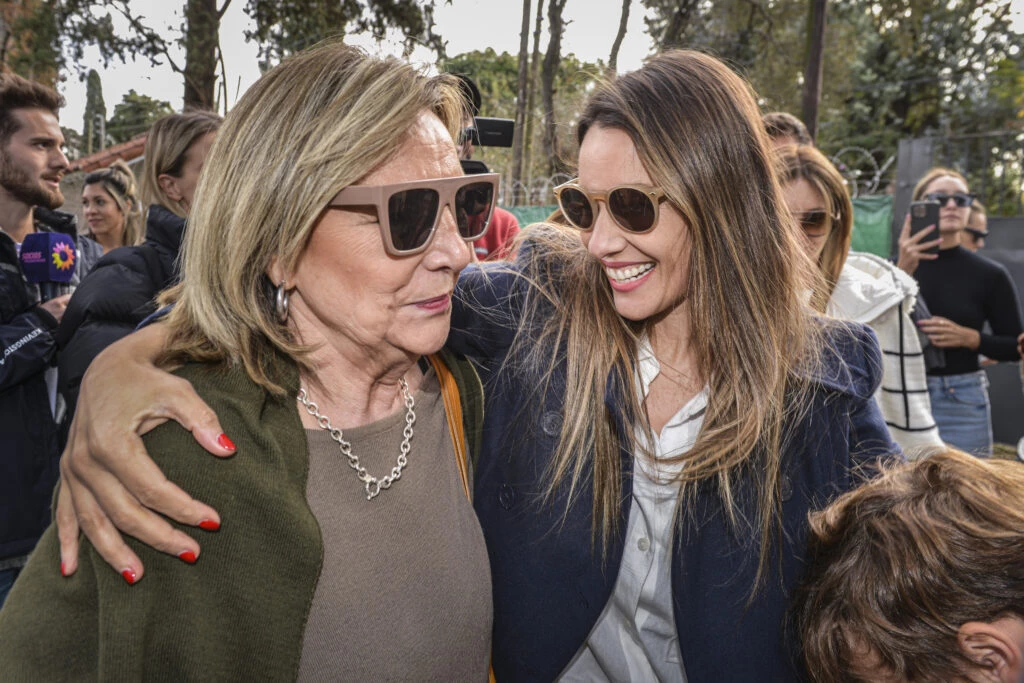 Pampita junto a su suegra, Lucila Fernández Llanos.