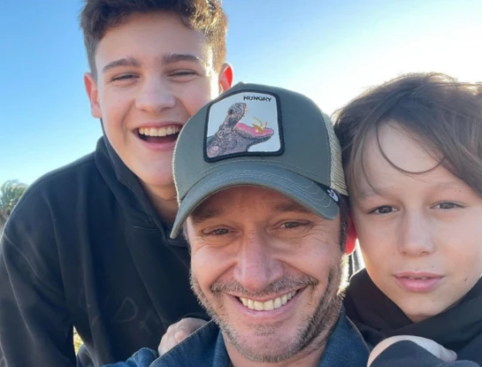Las fotos de las mini vacaciones de Benjamín Vicuña y sus hijos en Uruguay