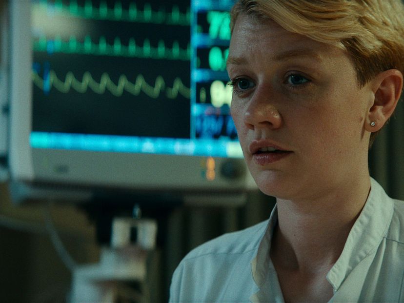 "La enfermera", la estremecedora serie en Netflix, basada en una historia real