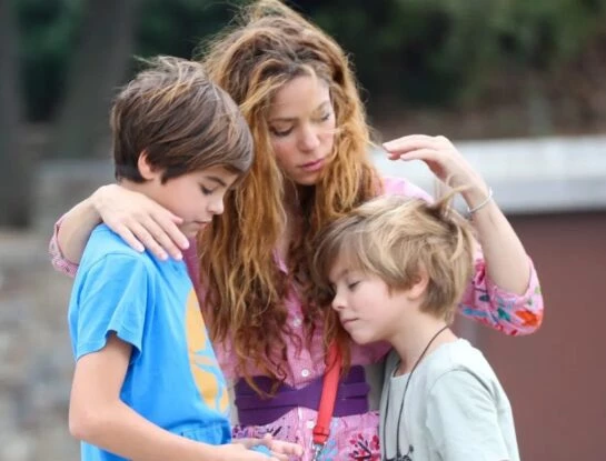 Sasha y Milan, los hijos de Shakira, estarían viviendo un infierno en el colegio: qué les pasó
