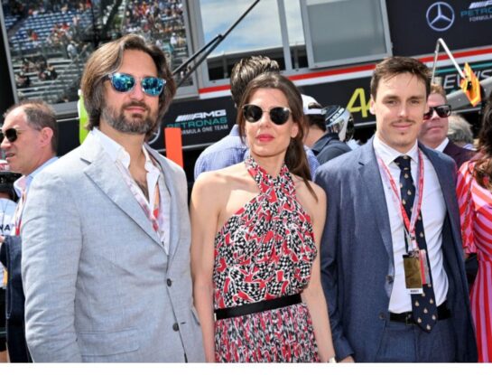 Charlotte Casiraghi sorprendió con un look romántico en el Gran Premio de Fórmula 1 de Montecarlo