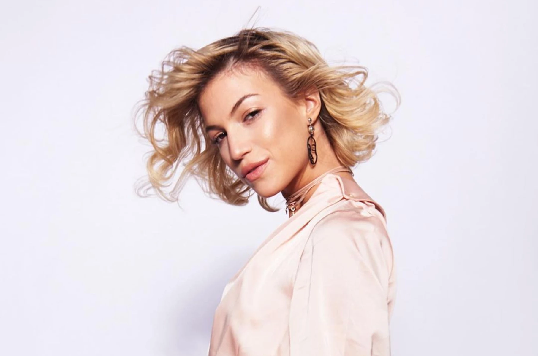 Stefi Roitman llevó la prenda más versátil y trendy de este 2023