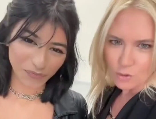 Valeria Mazza, la mejor, le dio cátedra sobre cómo desfilar a Anabel Sánchez, la chica "viral" que quiere llegar a Vogue