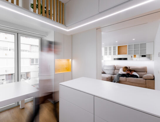 Diseño y funcionalidad: así se reformó un departamento de 65 m2 para una familia de cuatro