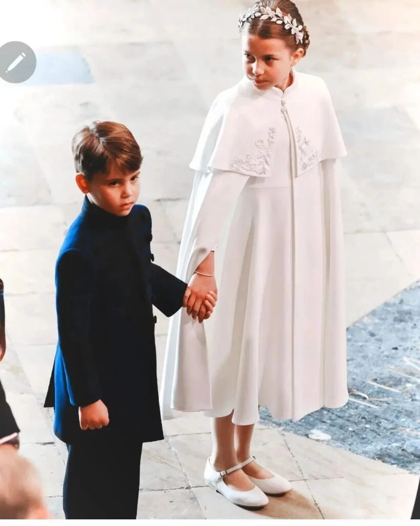 coronacion carlos iii principe george, princiesa charlotte y principe louis