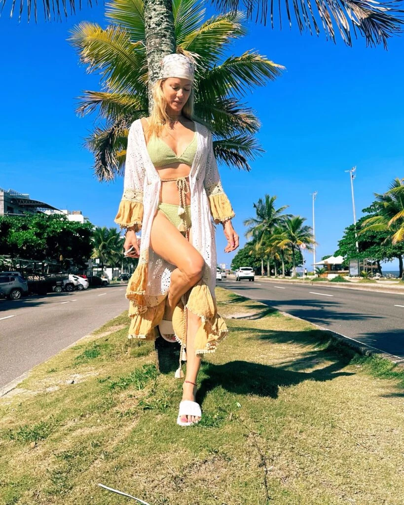 looks playeros nicole neumann