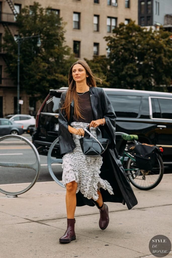 looks con zapato bajo otoño 2023