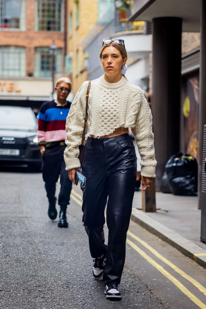 looks informales estilosos del street style otoño 2023