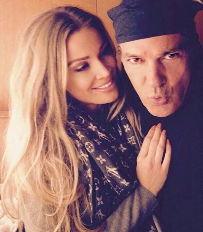 nicole kimpel y antonio banderas