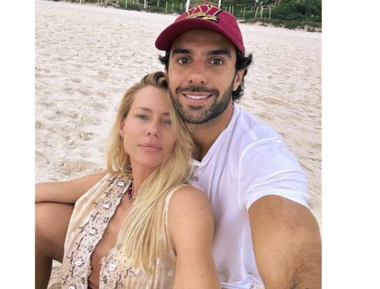 Así es la invitación a la boda de Nicole Neumann y Manu Urcera