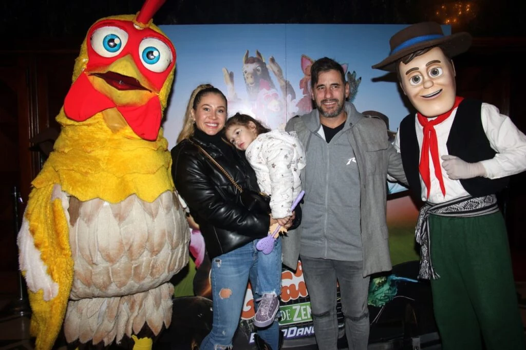 Famosos en el Teatro infantil "La granja de Zenon"