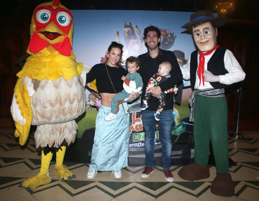 Famosos en el Teatro infantil "La granja de Zenon"