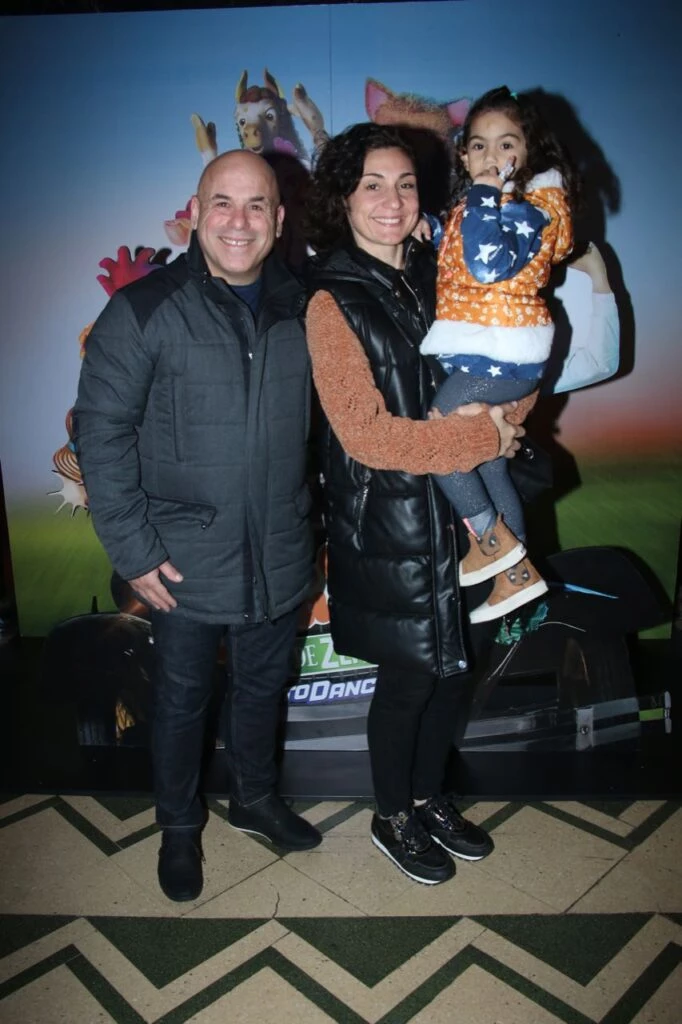 Famosos en el Teatro infantil "La granja de Zenon"