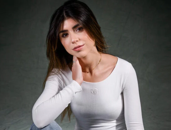 Cami Mayan reveló qué productos de makeup no pueden faltar en su neceser