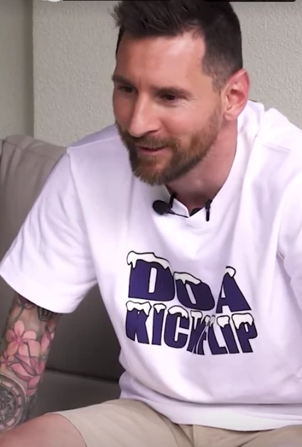 Cuánto cuesta la exclusiva remera con la que Messi se sumó a la