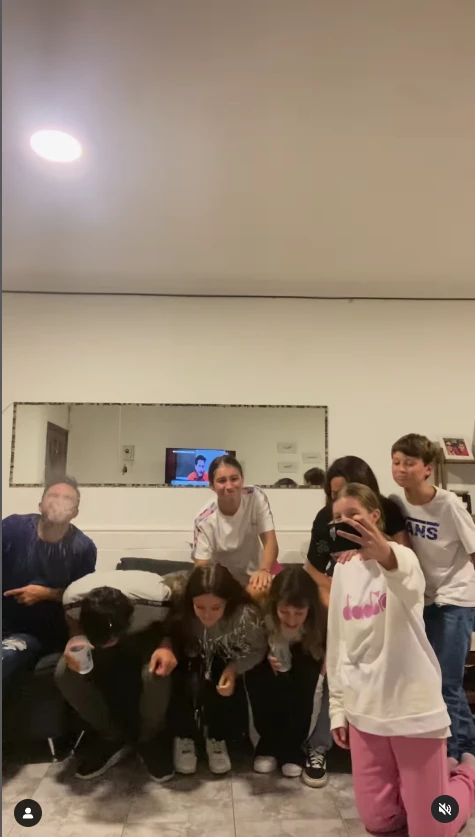 Indiana, Allegra y Sienna Cubero en familia