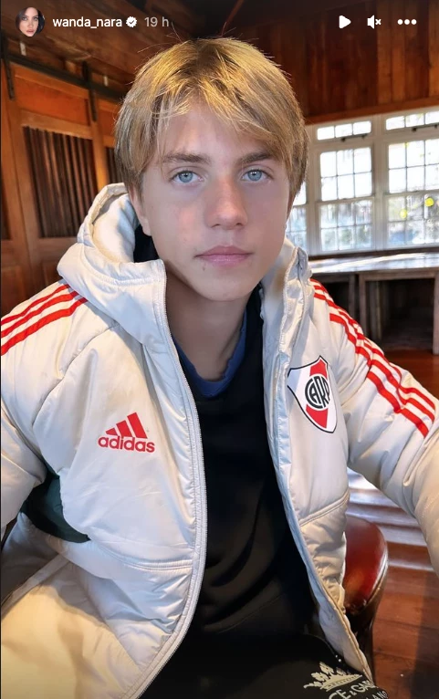 Wanda Nara, Mauro Icardi y los 5 chicos visitaron el bioparque de Escobar.