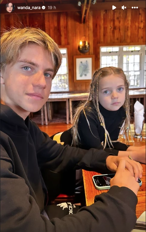 Wanda Nara, Mauro Icardi y los 5 chicos visitaron el bioparque de Escobar.