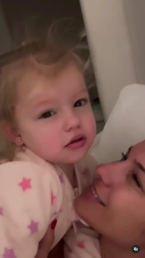 Ana Garcia Moritan con su mamá, Pampita