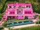 De película: así es la casa de Barbie en Malibú que podés alquilar por día