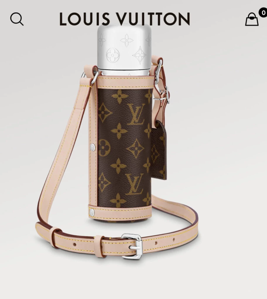 El accesorio verde de Louis Vuitton. Foto: web.