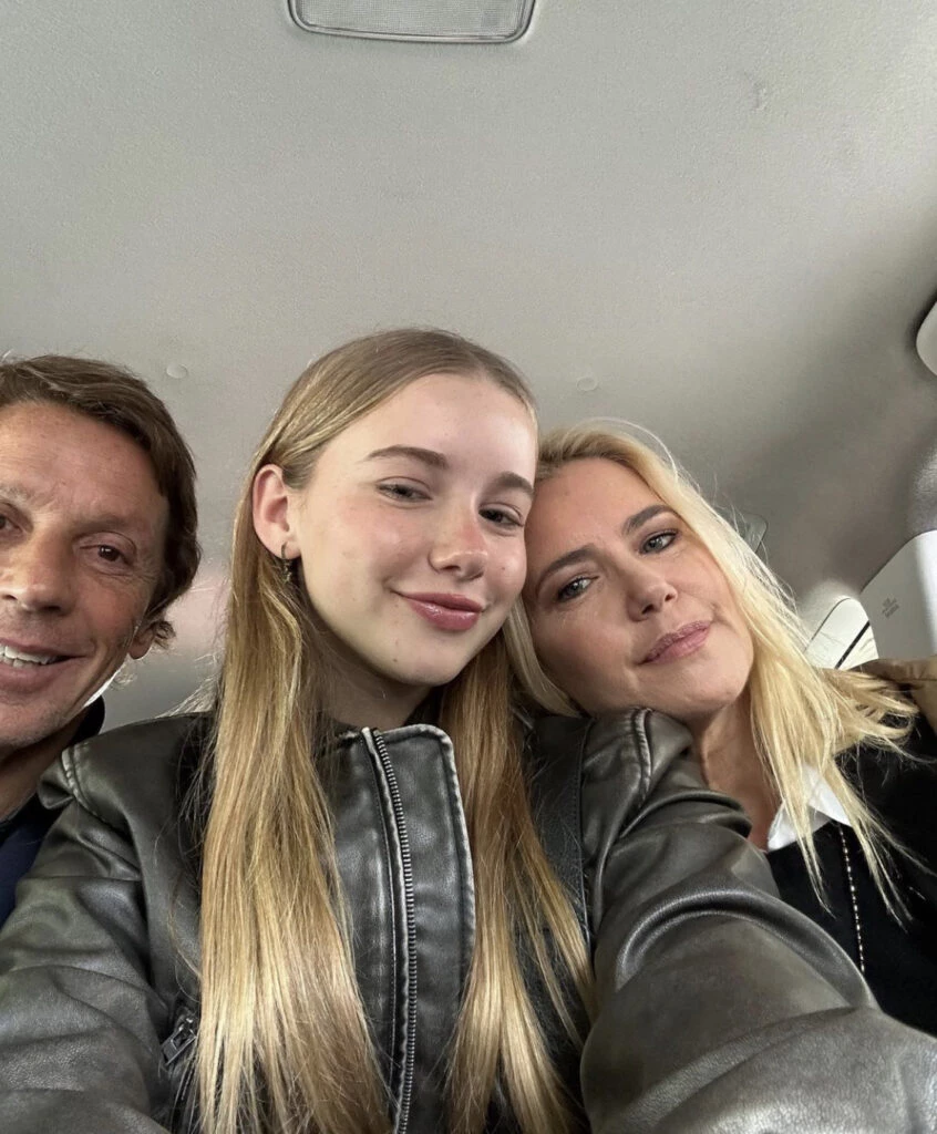 El look súper fashionista de Taína Gravier. Foto: Instagram.