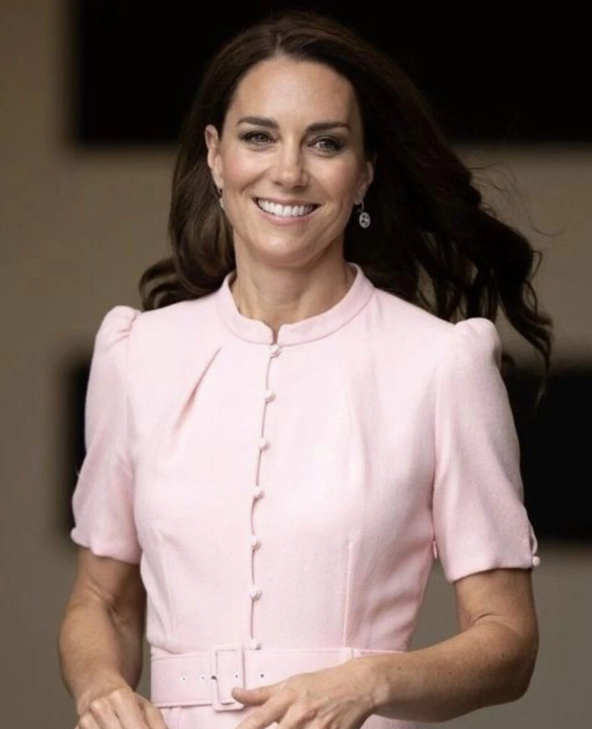 El look súper femenino de Kate Middleton. Foto: Instagram.
