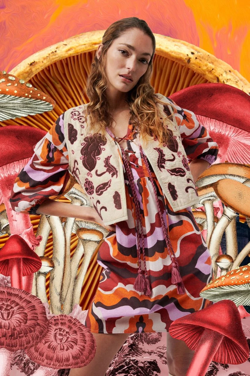 Sofia Sanchez de Betak posa para su colección Chufy's 2024 Resort