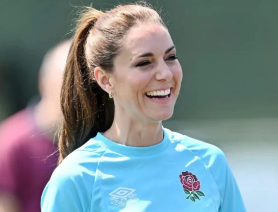 Kate Middleton apostó por un look deportivo y sorprendió