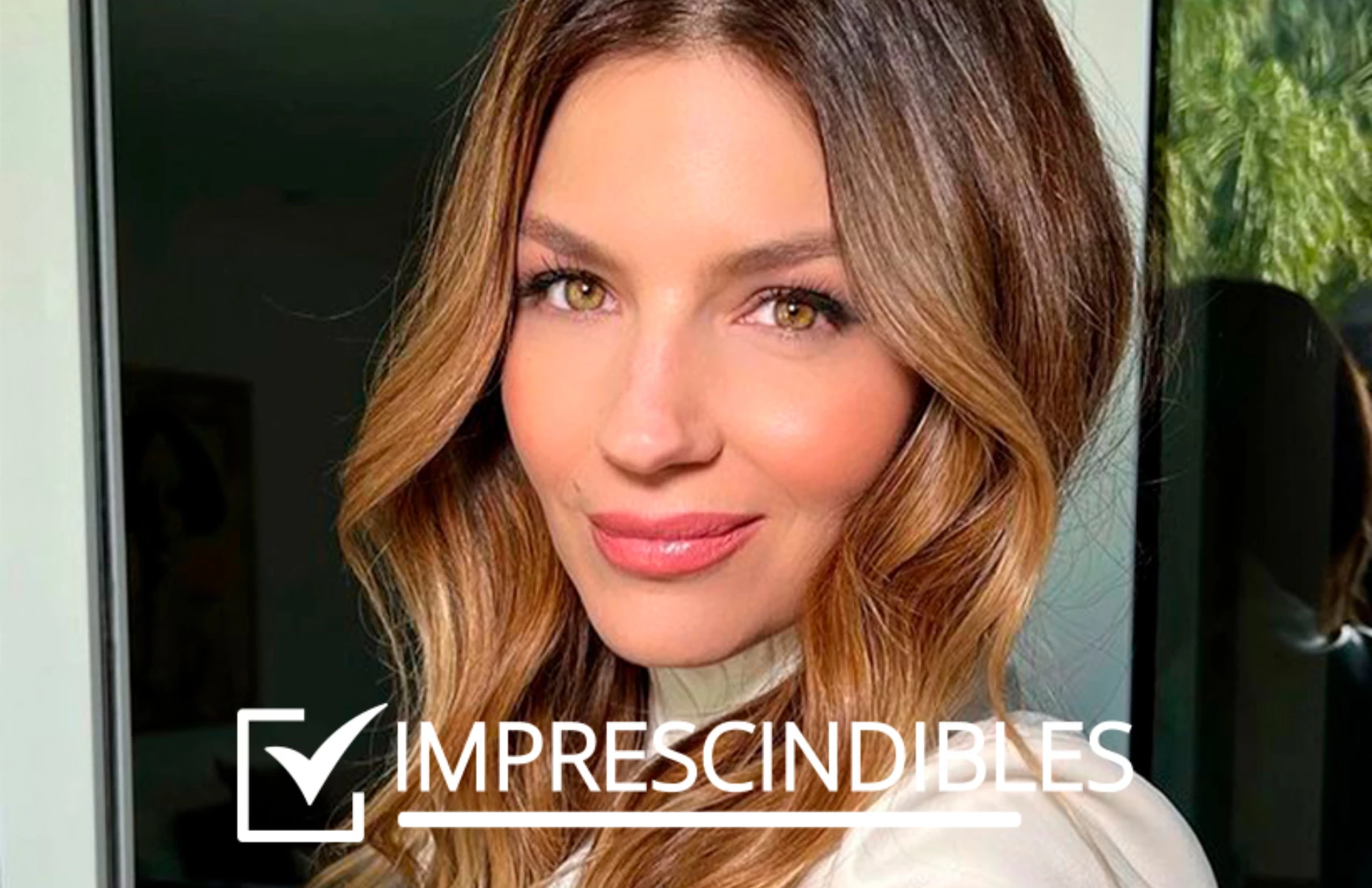 La prenda imprescindible de Marcela Kloosterboer este invierno