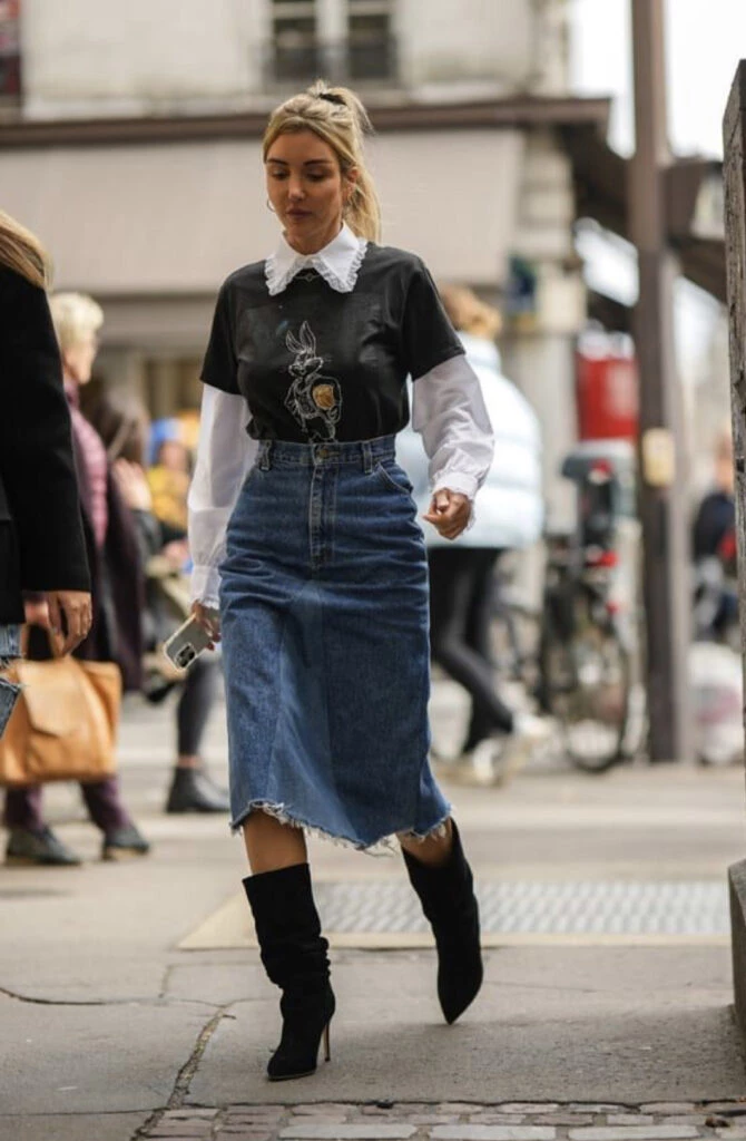 Las polleras de jean son un must-have este invierno 2023. Foto: Pinterest.