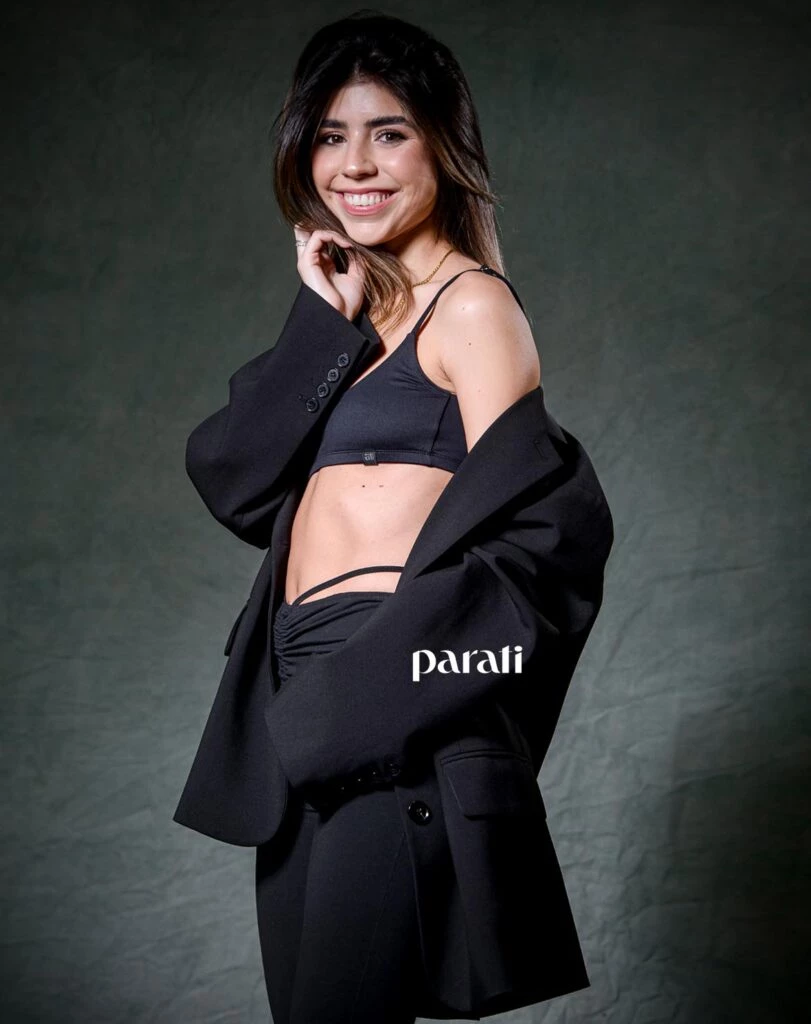 Los productos de maquillaje que no pueden faltar en el neceser de Cami Mayan