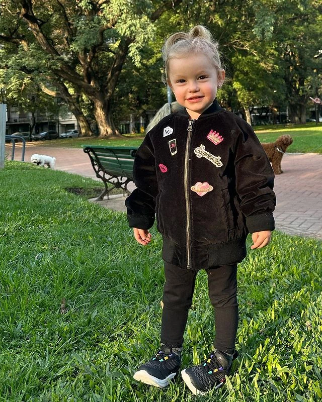 Pampita mostró el tierno look de su hija Ana