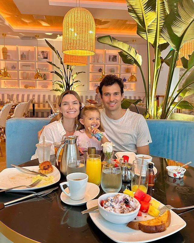 Sofía Zámolo con su familia en Miami