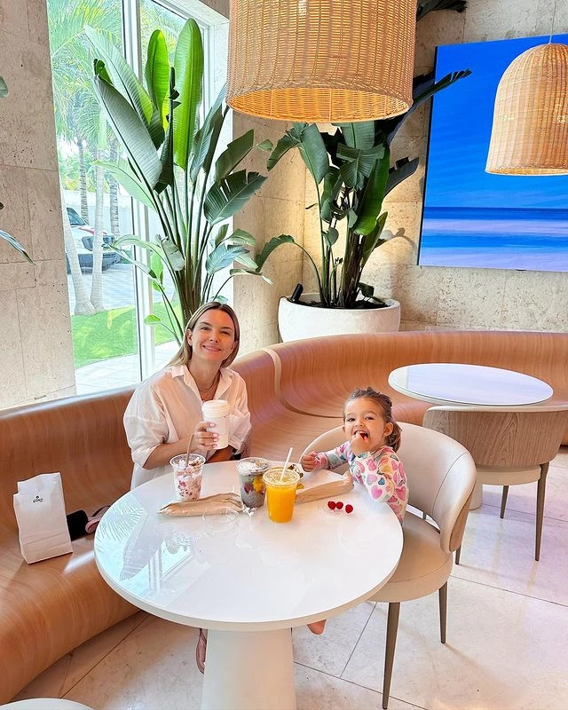 Sofía Zámolo y su hija California de vacaciones en Miami