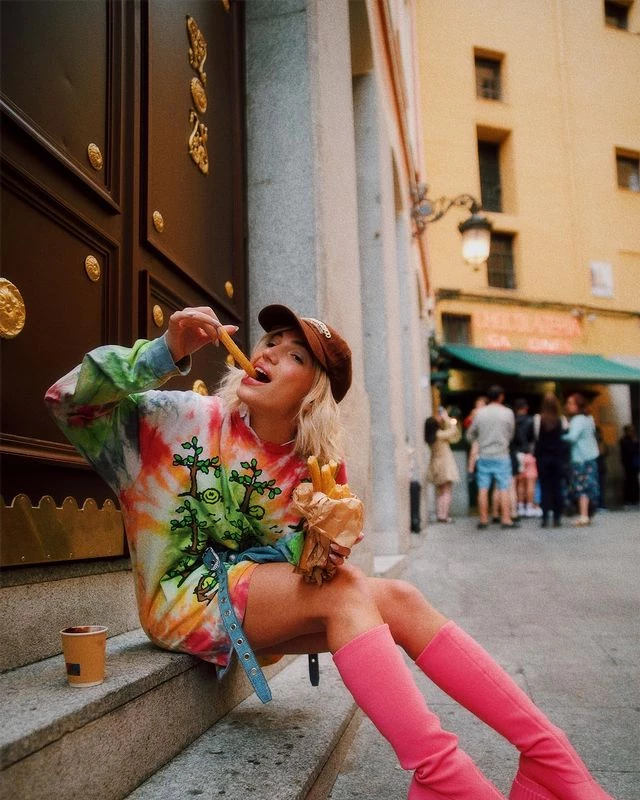 Stefi Roitman deslumbró con sus zapatos barbiecore