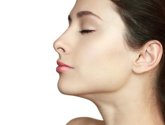 Yoga Facial: mini rutina para tonificar el cuello y liberar tensiones