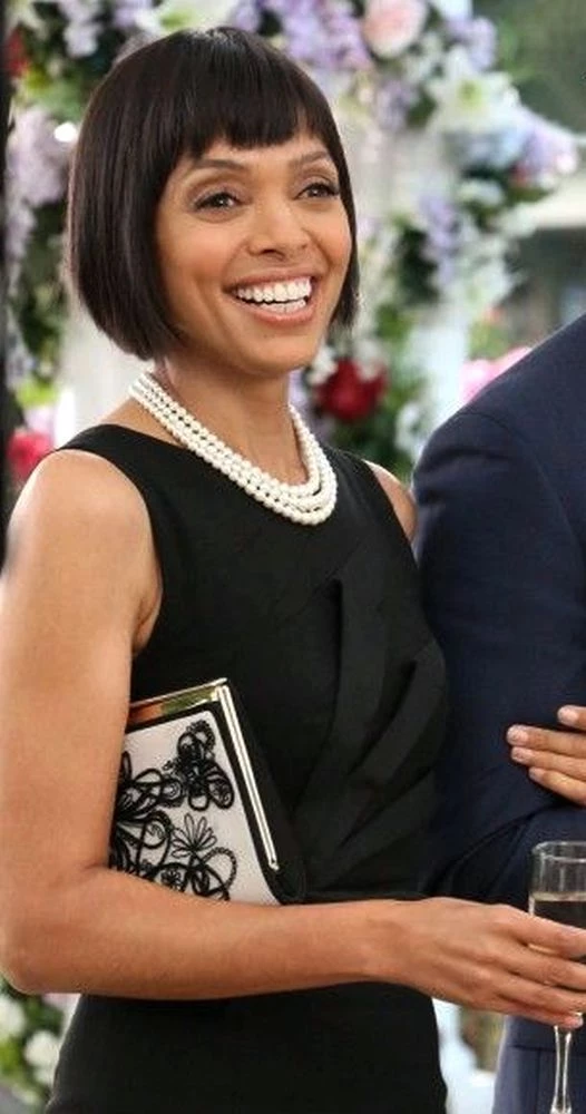 corte de pelo corto que envejece