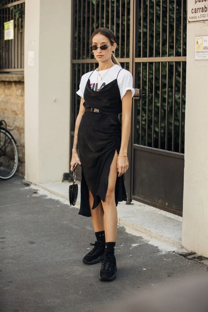 Los looks con prendas lenceras más estilosos del street style