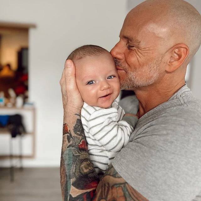 papa de barbie velez y salvador